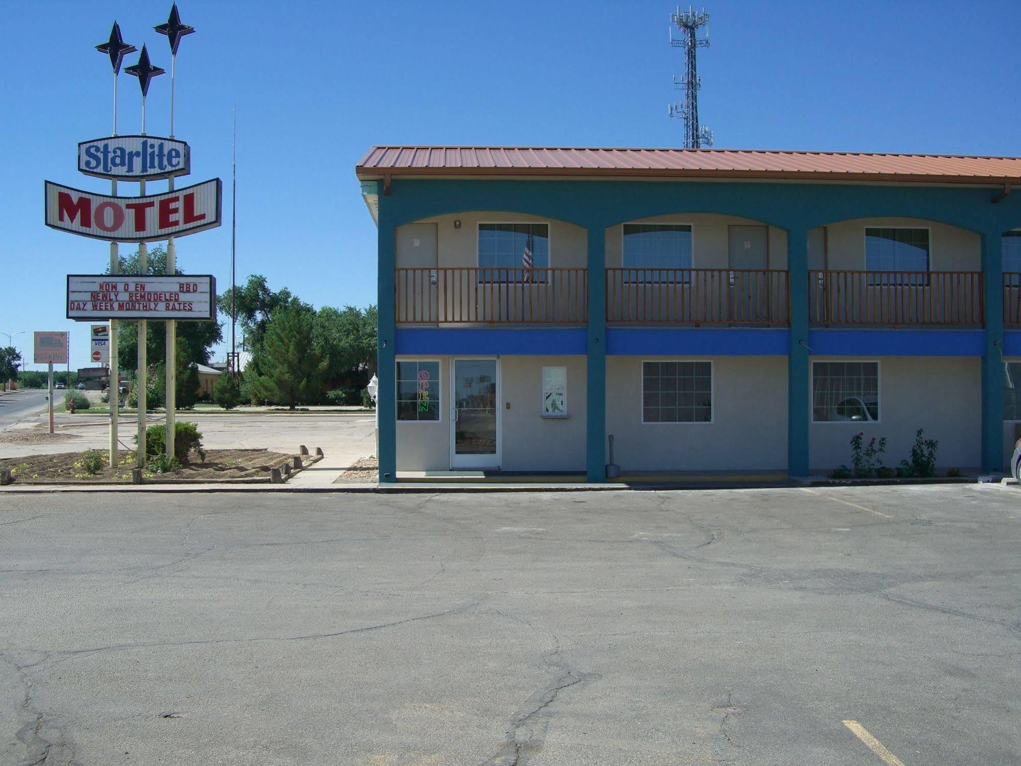 ארטסיה La Hacienda Inn מראה חיצוני תמונה